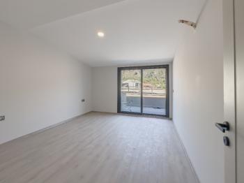 Marmaris İçmeler Merkezi Konumda Sıfır Lüks Çatı Dubleks Daire