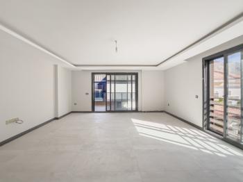 Marmaris İçmeler Merkezi Konumda Sıfır Lüks Çatı Dubleks Daire