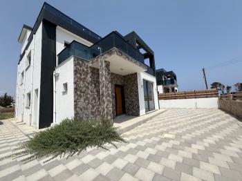 KKTC Girne Ozanköy Bölgesinde Satılık 4+1 Villa