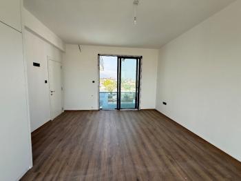 KKTC Girne Ozanköy Bölgesinde Satılık 4+1 Villa