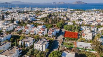 Tayman'dan Bodrum Turgutreis Merkez Ruhsatlı İnşaata Hazır Arsa
