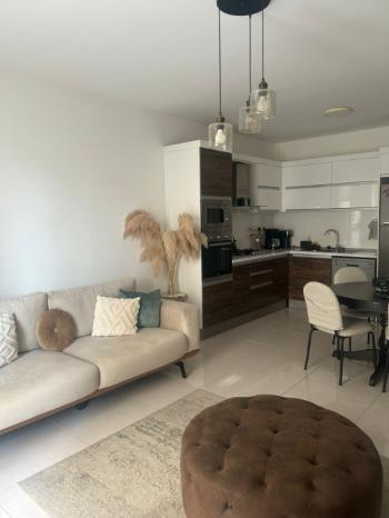 Lefkoşa K.Kaymaklı'da Kısmen Eşyalı TÜRK KOÇANLI SATILIK 2+1 DAİRE
