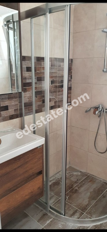 Lefkoşa K.Kaymaklı'da Kısmen Eşyalı TÜRK KOÇANLI SATILIK 2+1 DAİRE