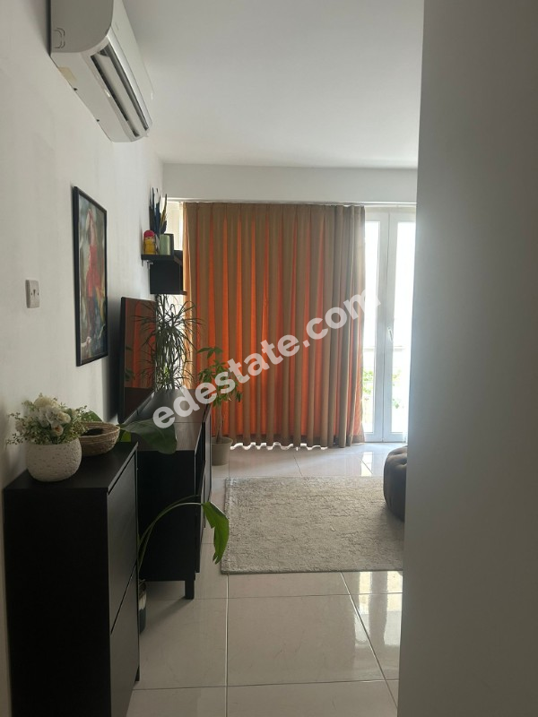 Lefkoşa K.Kaymaklı'da Kısmen Eşyalı TÜRK KOÇANLI SATILIK 2+1 DAİRE