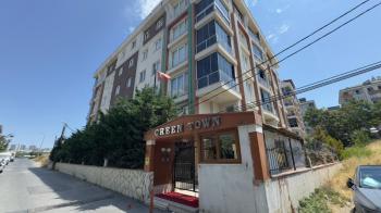 BÜYÜKÇEKMECE PINARTEPE MAH GREEN TOWN SİTESİ - SATILIK 3+1 DAİRE