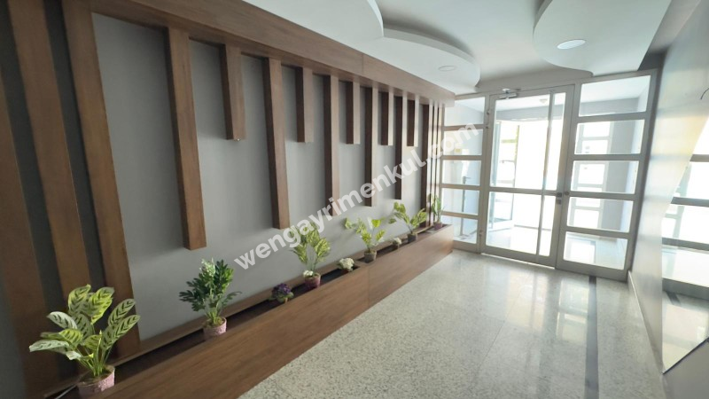 BÜYÜKÇEKMECE PINARTEPE MAH GREEN TOWN SİTESİ - SATILIK 3+1 DAİRE