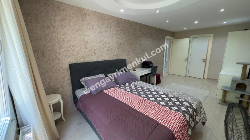 BÜYÜKÇEKMECE PINARTEPE MAH GREEN TOWN SİTESİ - SATILIK 3+1 DAİRE