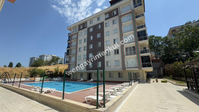 BÜYÜKÇEKMECE PINARTEPE MAH GREEN TOWN SİTESİ - SATILIK 3+1 DAİRE