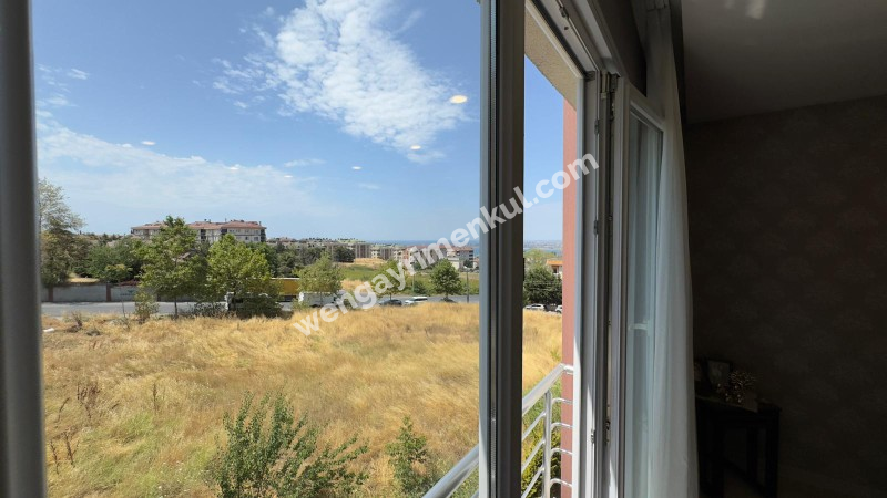 BÜYÜKÇEKMECE PINARTEPE MAH GREEN TOWN SİTESİ - SATILIK 3+1 DAİRE