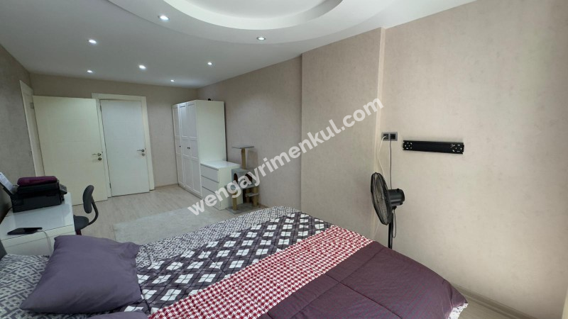 BÜYÜKÇEKMECE PINARTEPE MAH GREEN TOWN SİTESİ - SATILIK 3+1 DAİRE