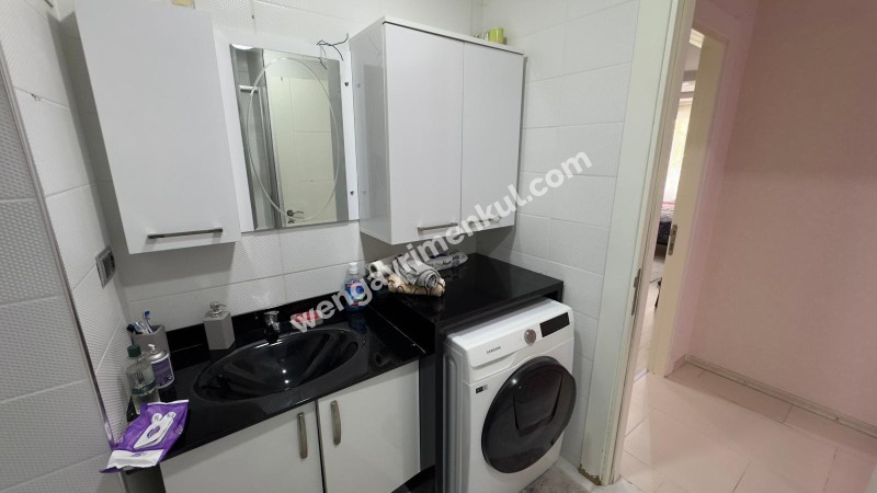 BÜYÜKÇEKMECE PINARTEPE MAH GREEN TOWN SİTESİ - SATILIK 3+1 DAİRE