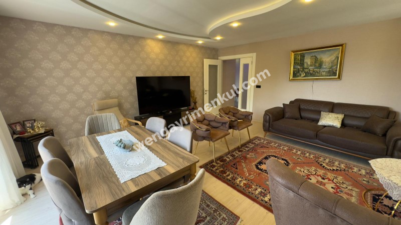 BÜYÜKÇEKMECE PINARTEPE MAH GREEN TOWN SİTESİ - SATILIK 3+1 DAİRE