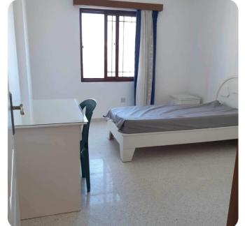 MAĞUSA KALILAND BÖLGESİNDE DAÜ VE DURAKLAR YAKINI EŞYALI KİRALIK 2+1 DAİRE