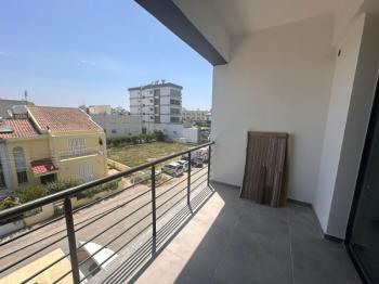 GÖNYELİ YENİKENTTE ANA CADDE ÜZERİ  YENİ SIFIR  KİRALIK DAİRE 