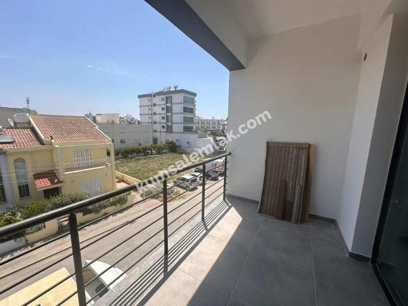 GÖNYELİ YENİKENTTE ANA CADDE ÜZERİ  YENİ SIFIR  KİRALIK DAİRE 