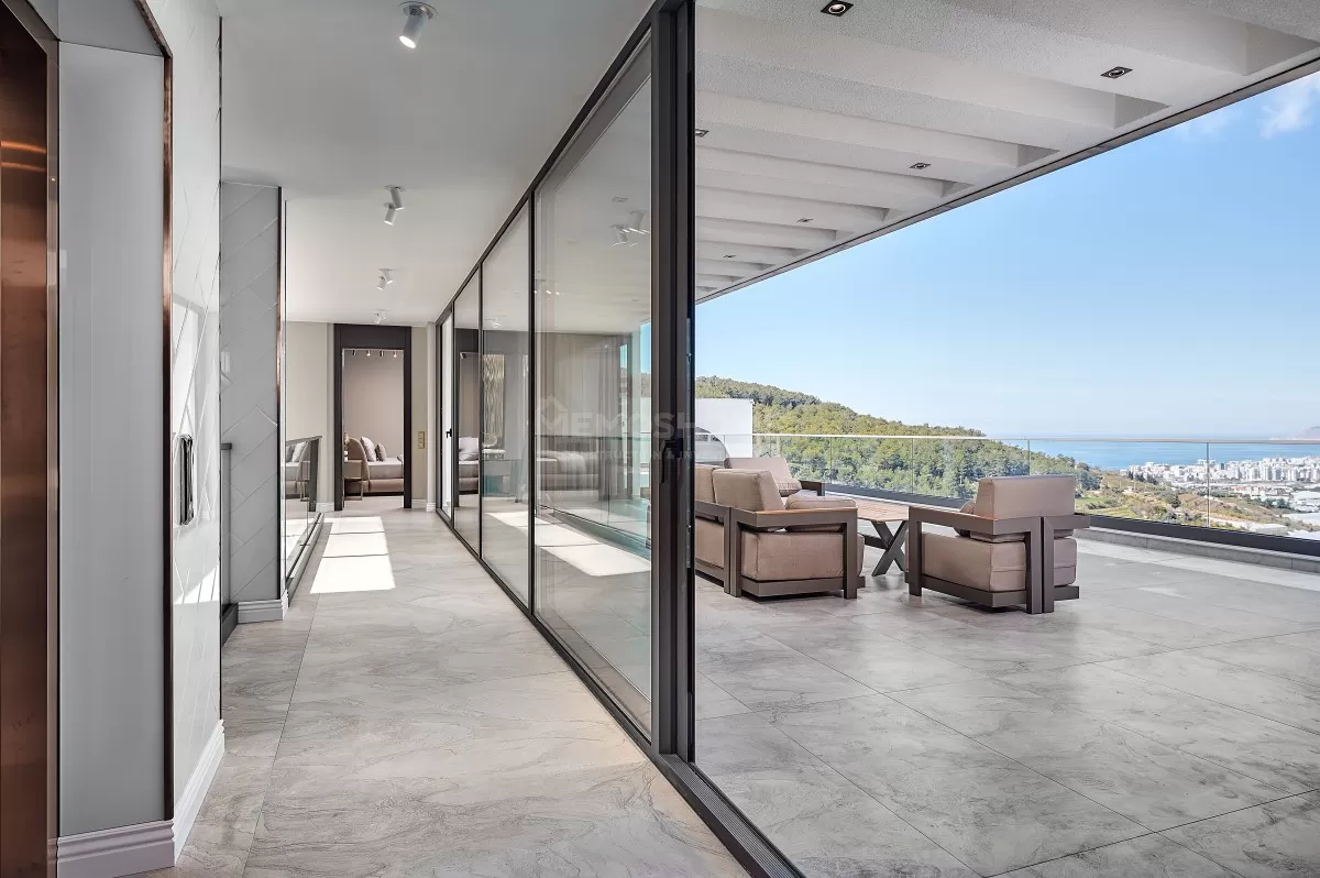 Luxusvilla mit Meerblick Kargicak