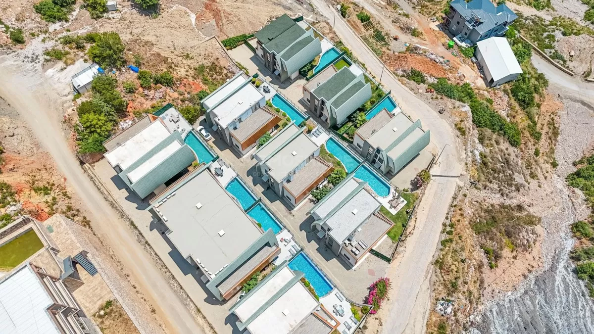 Manzaralı Lüks Triplex Villa