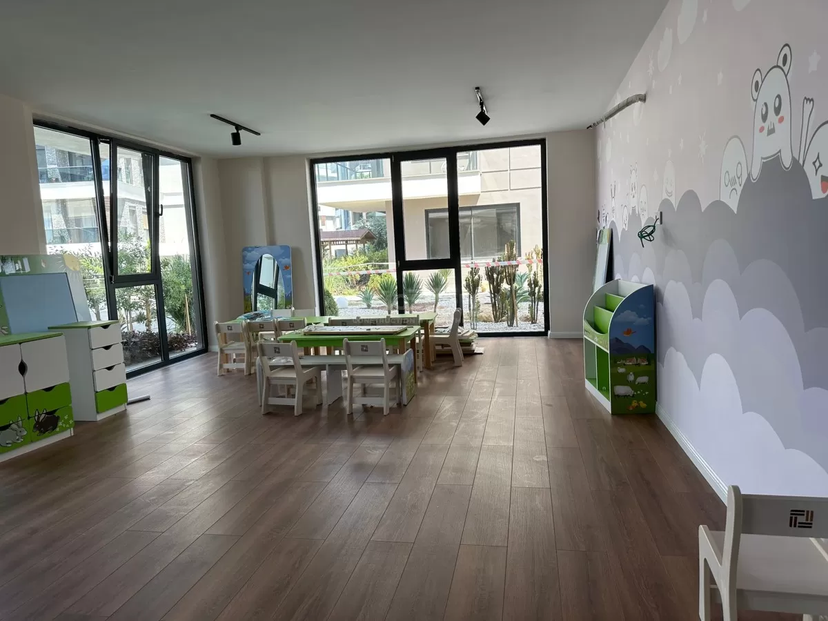 Меблированная просторная квартира в Оба