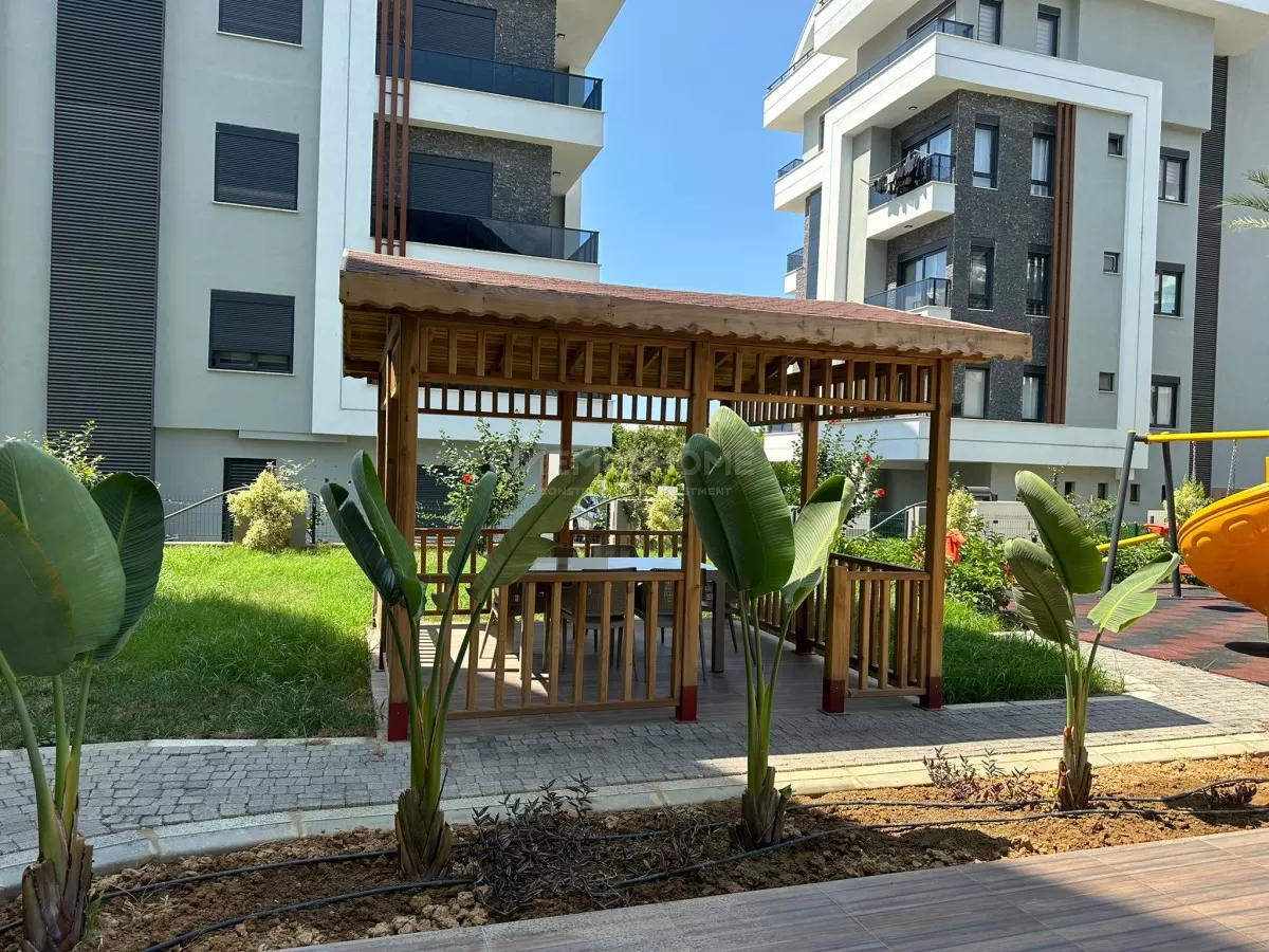 Меблированная просторная квартира в Оба