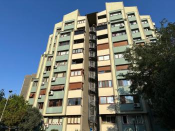 ACIBADEM İŞBANKASI BLOKLARI BÜYÜK 2+1 KİRALIK DAİRE