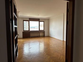 ACIBADEM İŞBANKASI BLOKLARI BÜYÜK 2+1 KİRALIK DAİRE
