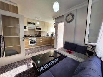 WEN BERKAN GÜLER^DEN EYÜP ESENTEPE'DE 3+1 120 m2 5. KAT ASANSÖRLÜ ŞEHİR MANZARALI