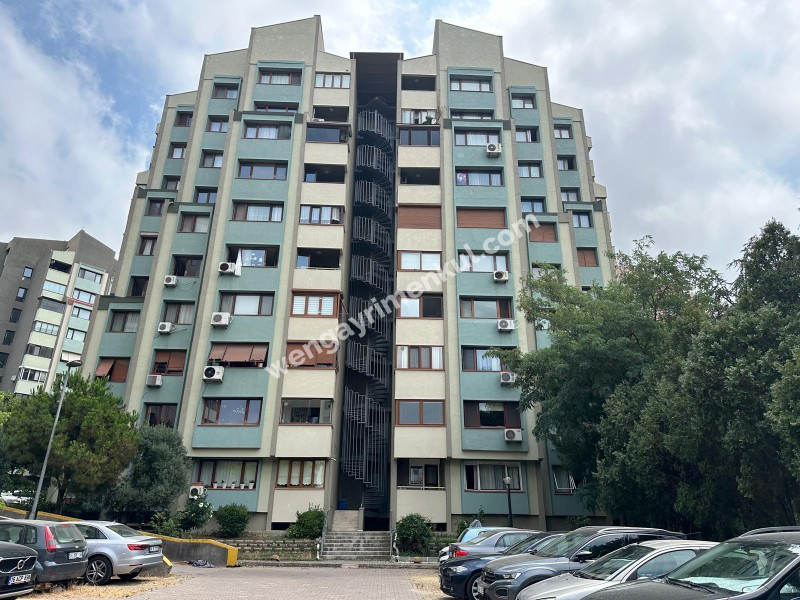 ACIBADEM İŞBANKASI BLOKLARI BÜYÜK 2+1 KİRALIK DAİRE