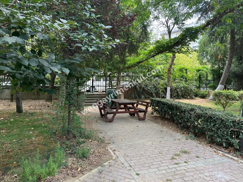 ACIBADEM İŞBANKASI BLOKLARI BÜYÜK 2+1 KİRALIK DAİRE