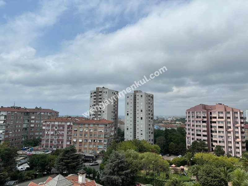 ACIBADEM İŞBANKASI BLOKLARI BÜYÜK 2+1 KİRALIK DAİRE