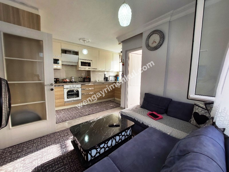 WEN BERKAN GÜLER^DEN EYÜP ESENTEPE'DE 3+1 120 m2 5. KAT ASANSÖRLÜ ŞEHİR MANZARALI