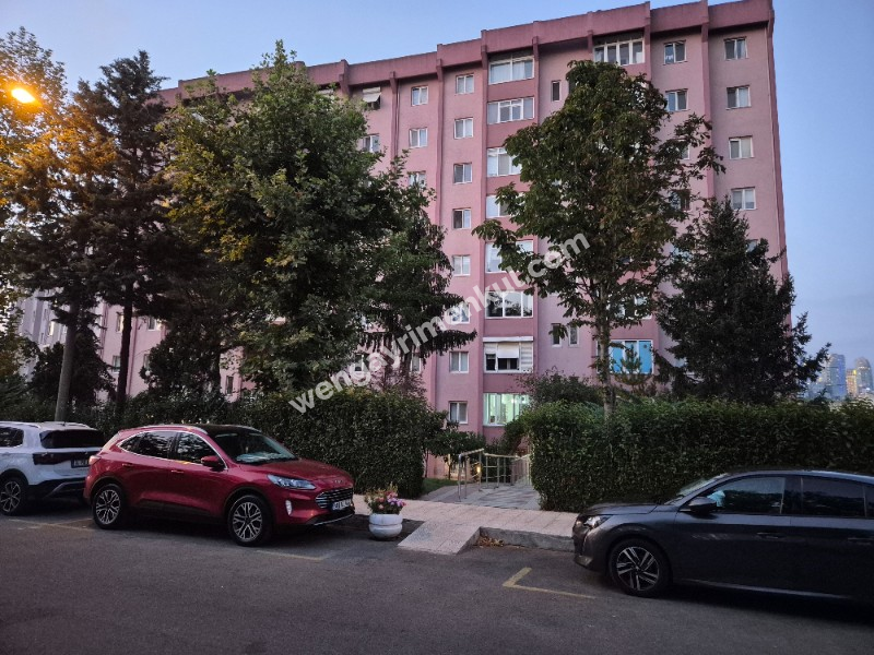 Ayazağa Oyak Sitesi Ata Bloklarında 3+1 Bakımlı