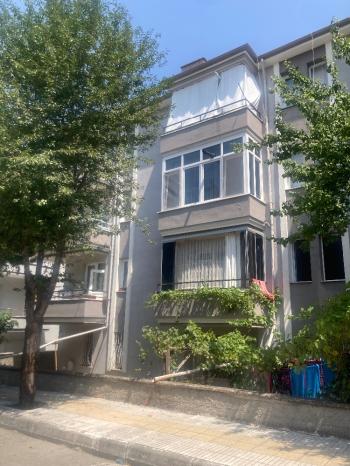 GÜVENAY - ÇORUM Ulukavak Sakarya Okulu Yanı'nda 4+1 Satılık Daire!