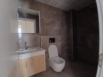 GÜVENAY - ÇORUM Bahçelievler İsmail Kakaç İlkokulu Civarı'nda Satılık 3+1 Daire!