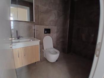 GÜVENAY - ÇORUM Bahçelievler İsmail Kakaç İlkokulu Civarı'nda Satılık 3+1 Daire!