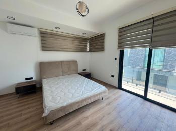 KKTC Girne Ozanköy de Deniz Manzaralı Geniş Teraslı Ful Eşyalı Fırsat Villa