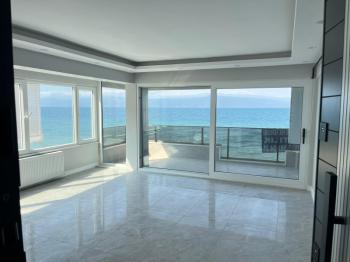 EMLAK HABERCİSİ 'NDEN MUDANYA GÜZELYALI SAHİLE SIFIR PANORAMİK DENİZ MANZARALI SATILIK LÜKS 2+1 DAİRE