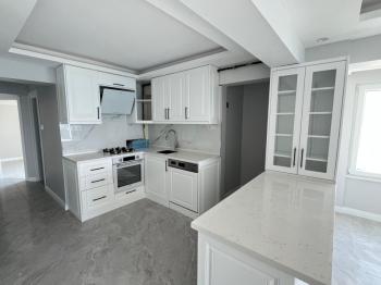 EMLAK HABERCİSİ 'NDEN MUDANYA GÜZELYALI SAHİLE SIFIR PANORAMİK DENİZ MANZARALI SATILIK LÜKS 2+1 DAİRE