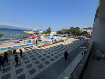 EMLAK HABERCİSİ 'NDEN MUDANYA GÜZELYALI SAHİLDE İDO 'YA 50 METRE PANORAMİK DENİZ MANZARALI SATILIK 2+1 DAİRE