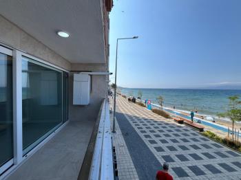 EMLAK HABERCİSİ 'NDEN MUDANYA GÜZELYALI SAHİLDE İDO 'YA 50 METRE PANORAMİK DENİZ MANZARALI SATILIK 2+1 DAİRE