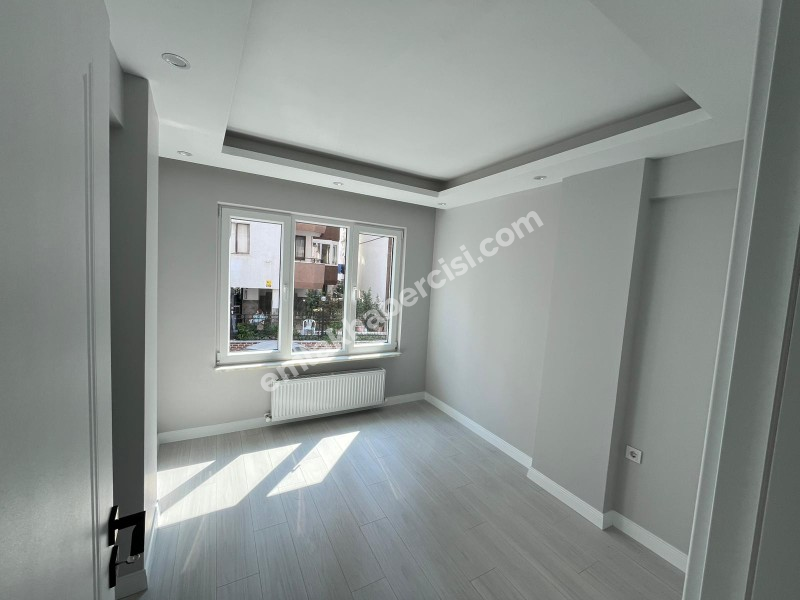 EMLAK HABERCİSİ 'NDEN MUDANYA GÜZELYALI SAHİLDE İDO 'YA 50 METRE PANORAMİK DENİZ MANZARALI SATILIK 2+1 DAİRE