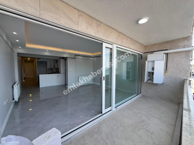 EMLAK HABERCİSİ 'NDEN MUDANYA GÜZELYALI SAHİLDE İDO 'YA 50 METRE PANORAMİK DENİZ MANZARALI SATILIK 2+1 DAİRE