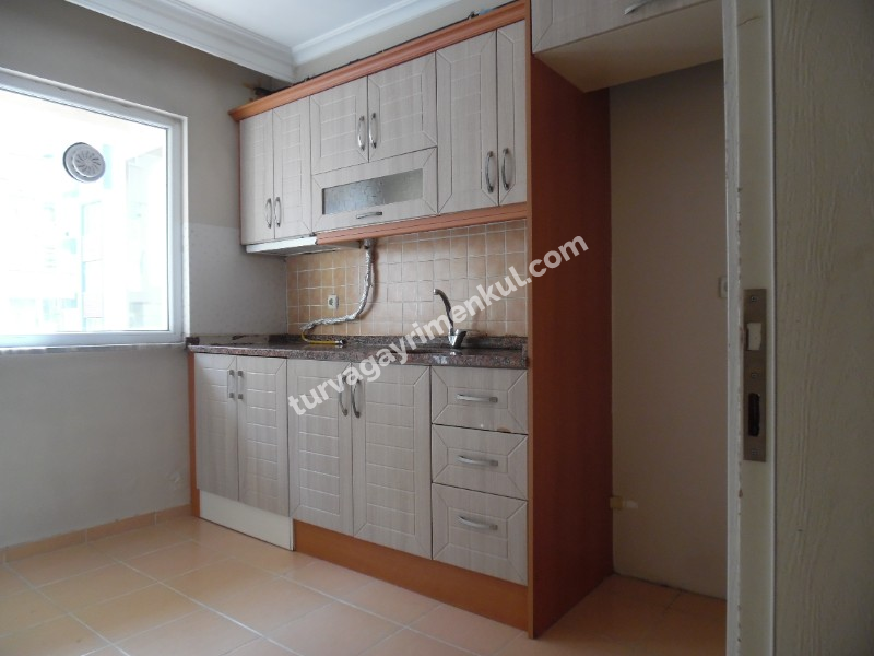 KUMYOL CADDESİNDE 2+1 KİRALIK DAİRE 