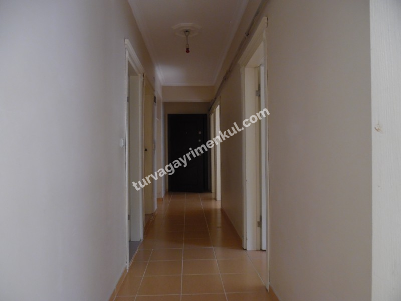 KUMYOL CADDESİNDE 2+1 KİRALIK DAİRE 