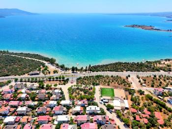 Didim Akbük Kerem Sitesinde Satılık Yazlık Ön Sıra İlk Ev