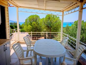 Didim Akbük Kerem Sitesinde Satılık Yazlık Ön Sıra İlk Ev