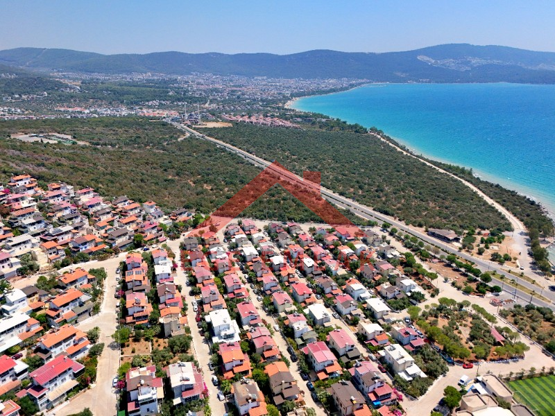 Didim Akbük Kerem Sitesinde Satılık Yazlık Ön Sıra İlk Ev