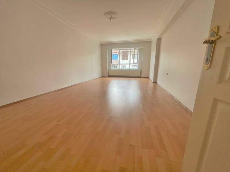  KAYABEL EMLAK    KARAAĞAÇ MAH  2 KAT 3+1 SATILIK DAİRE  130 M2 