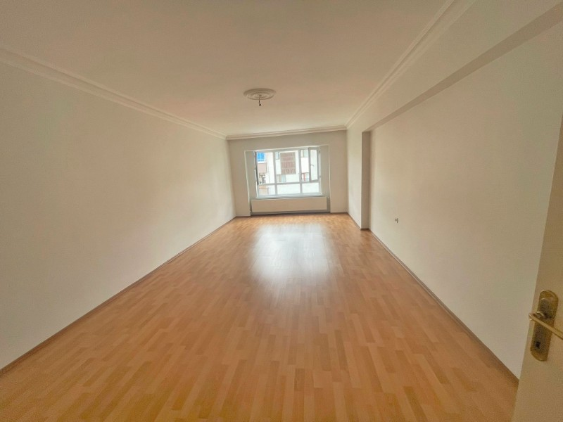  KAYABEL EMLAK    KARAAĞAÇ MAH  2 KAT 3+1 SATILIK DAİRE  130 M2 