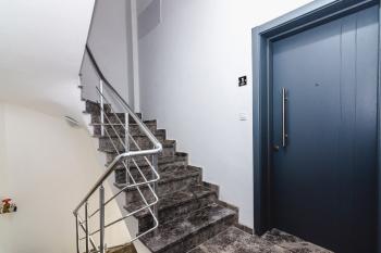 Girne Merkez’de Satılık Modern Dizaynlı 3+1 Daire