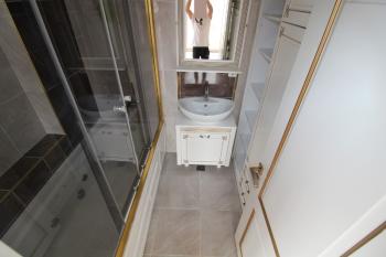 ASLAN'DAN MEZİTLİ DE HAVUZLU SİTEDE GENİŞ METRAJLI KİRALIK 3+1